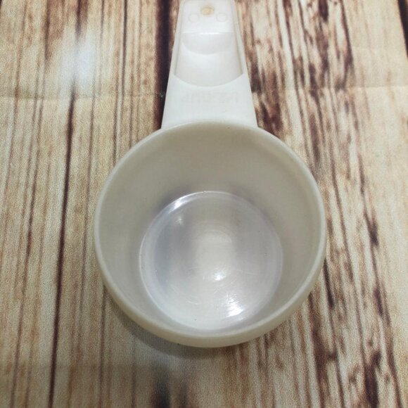 Vintage Tupperware Clear White Nesting Measuring Cup 1/2 CUP Replacement 764-1 - Picture 6 of 14